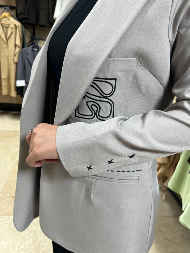 کت گلدوزی بزیاق